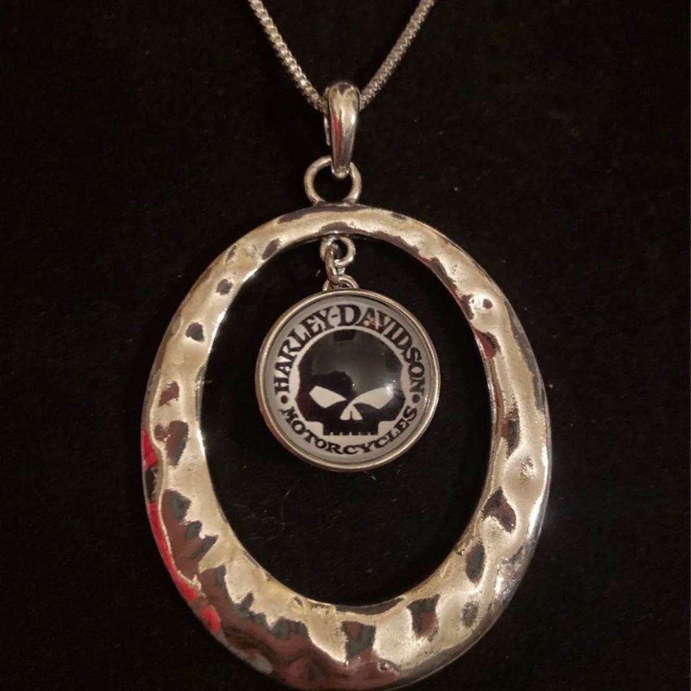 Harley Willie G Necklace - Picture 2 of 4